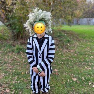 Kids Beetlejuice Costume and Wig